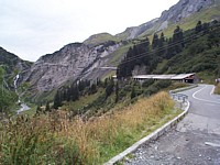 ?? Tunnel am Berg beim Hochtannbergpa